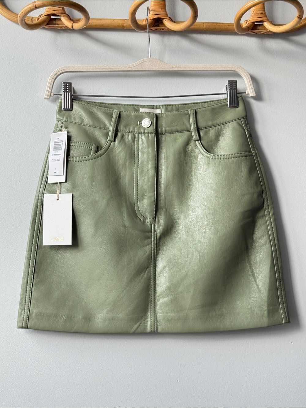 NWT Wilfred Aritzia Chemistry Vegan Leather Mini Skirt
Bitter Sage Green Size 2